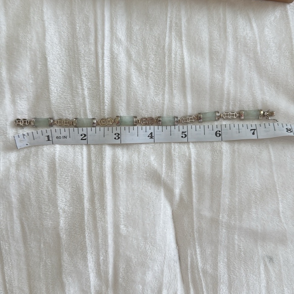 Vintage Jade Tennis Bracelet - Picture 5 of 12
